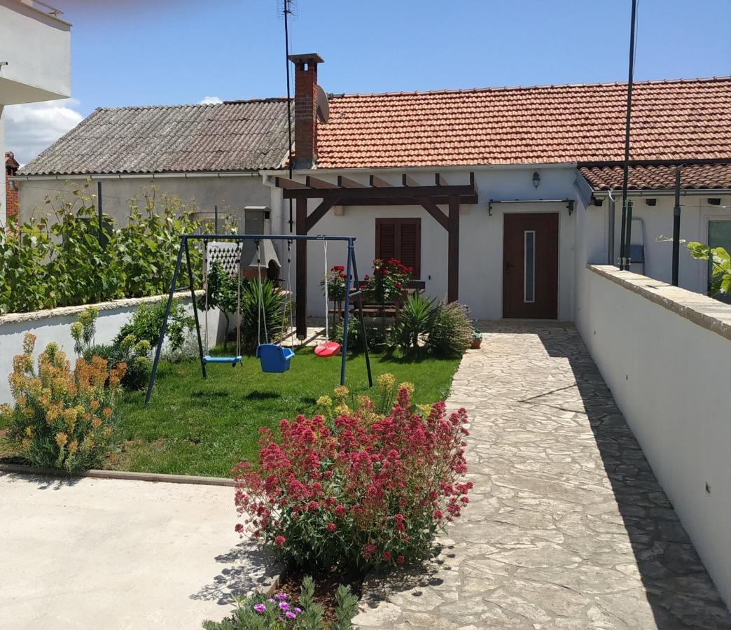 Holiday Home Arbanase Zadar Luaran gambar